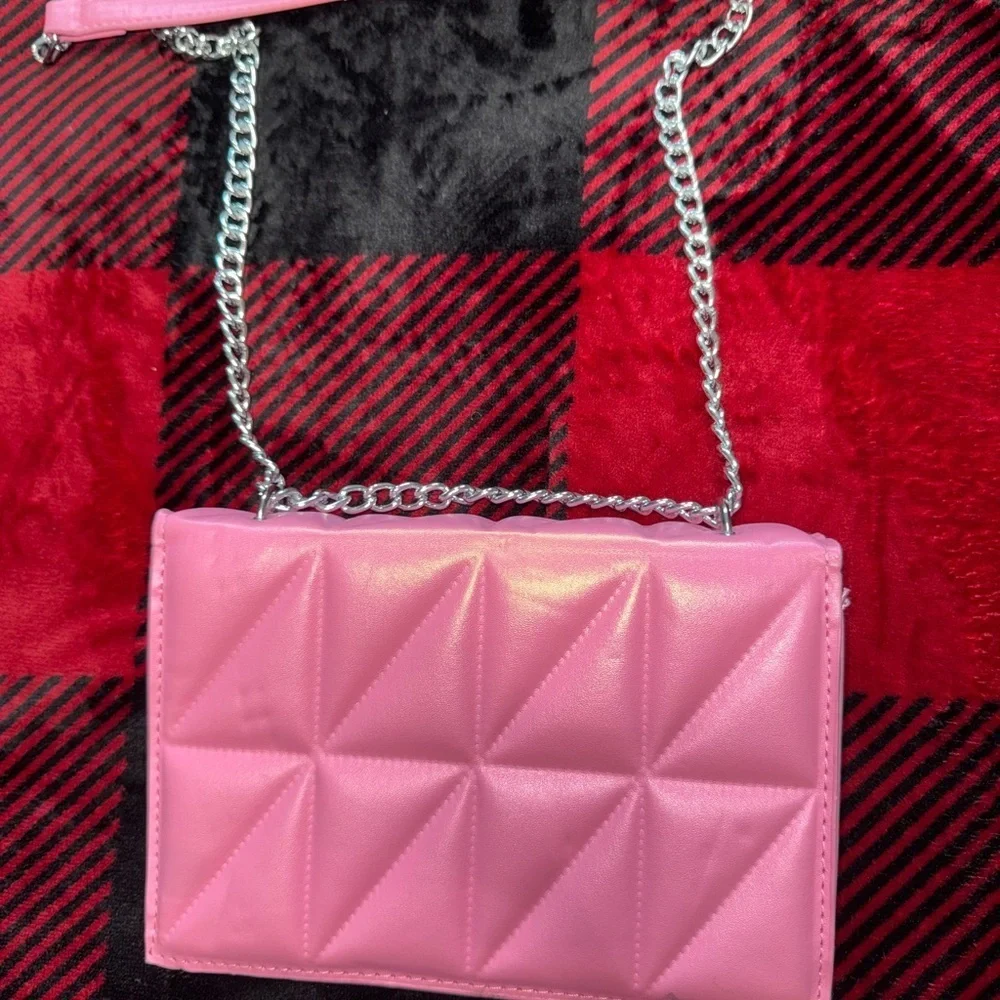 Pink Quilted Chain Shoulder Bag